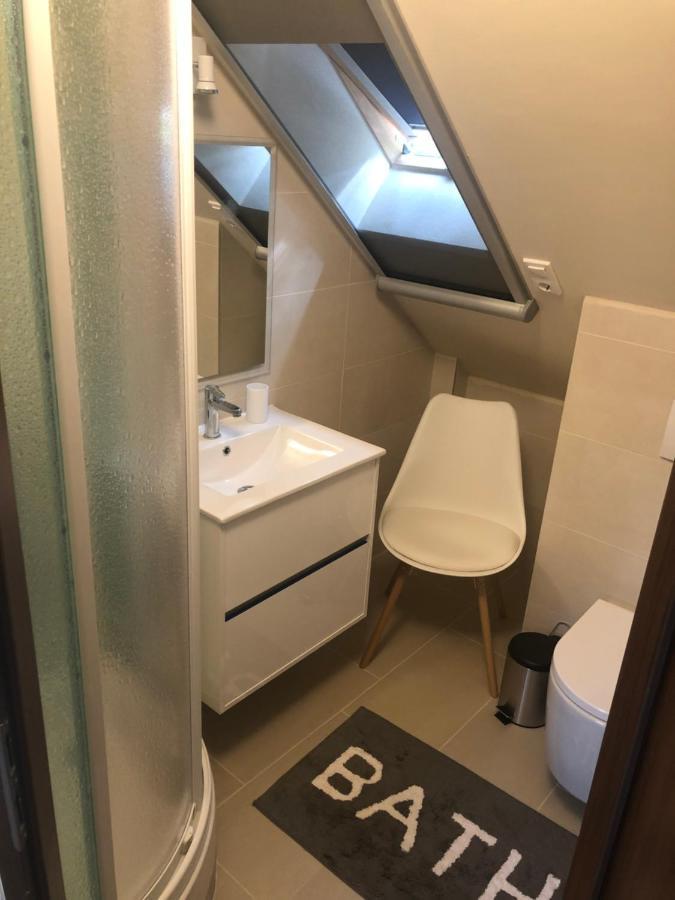 Апарт отель Beachfront Studio Apartman Балатонфюзфё Экстерьер фото
