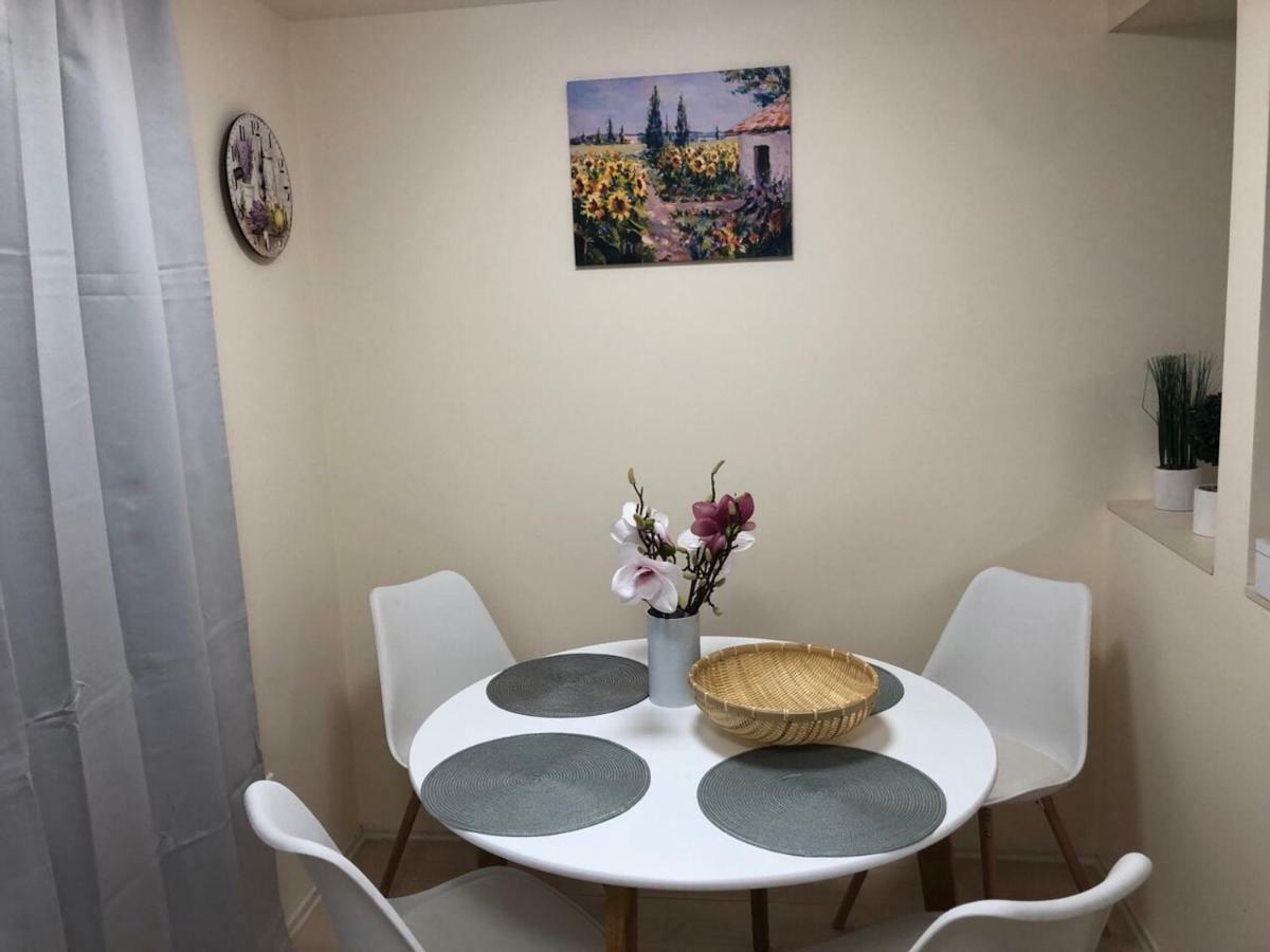 Апарт отель Beachfront Studio Apartman Балатонфюзфё Экстерьер фото