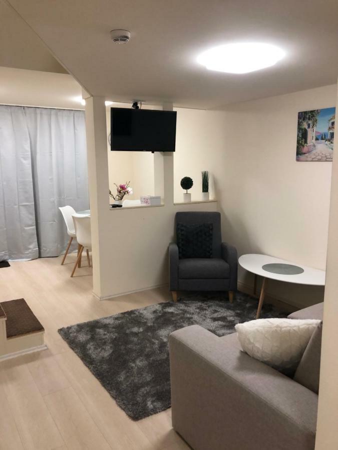 Апарт отель Beachfront Studio Apartman Балатонфюзфё Экстерьер фото